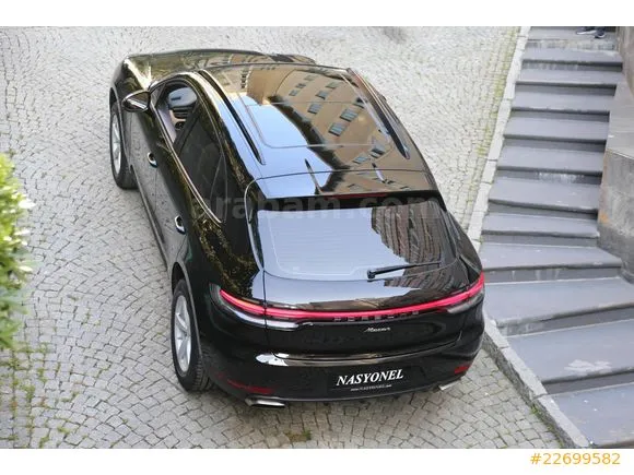 Porsche Macan 2.0 Image 1