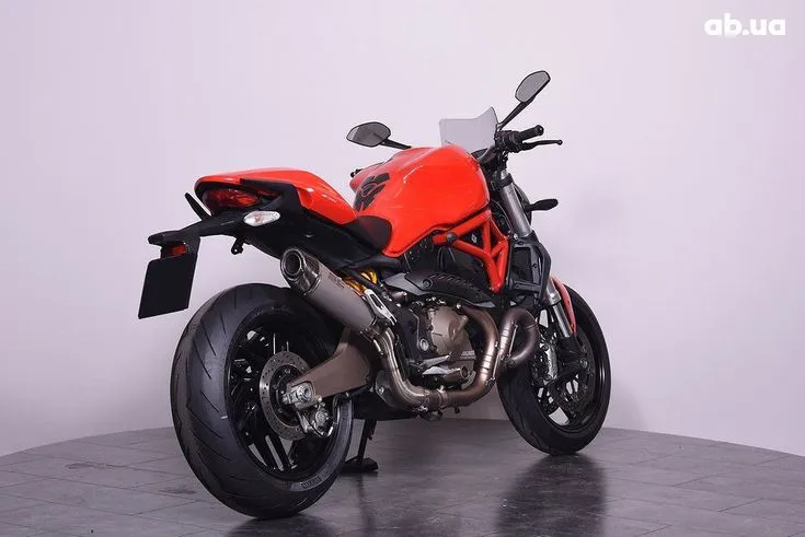 Ducati Monster Image 8